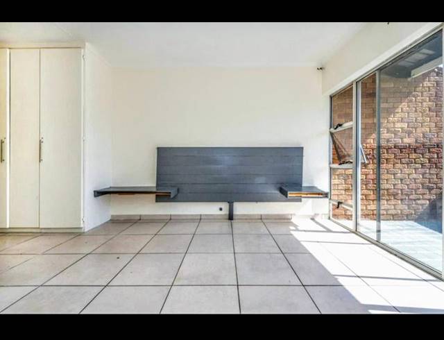 3 BEDROOM TOWNHOUSE FOR SALE IN BEDFORD GARDENS